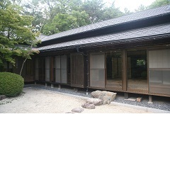 大倉公園休憩棟の画像