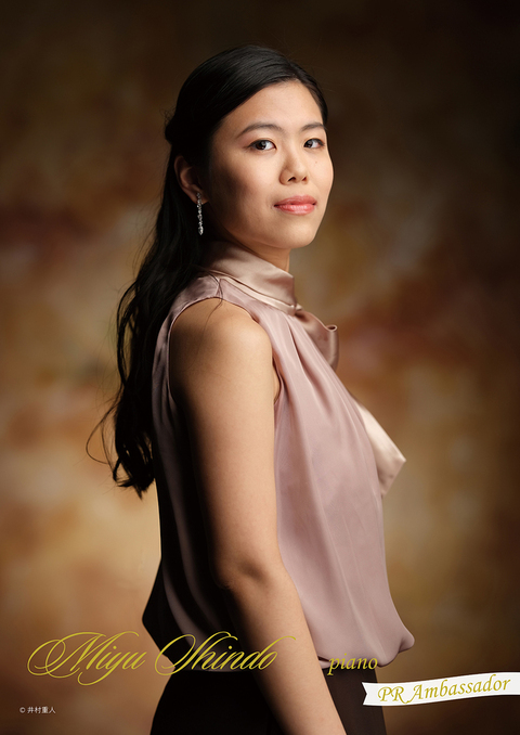 進藤実優さん写真