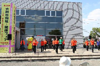 福祉・健康フェアでのおぶちゃん体操