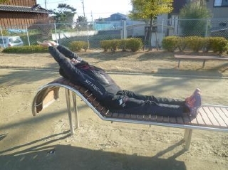 背伸ばしベンチ（使用）