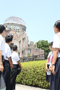 原爆ドーム前