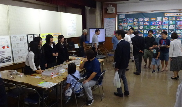 展示とブース等