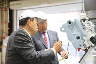 日本高圧の社内