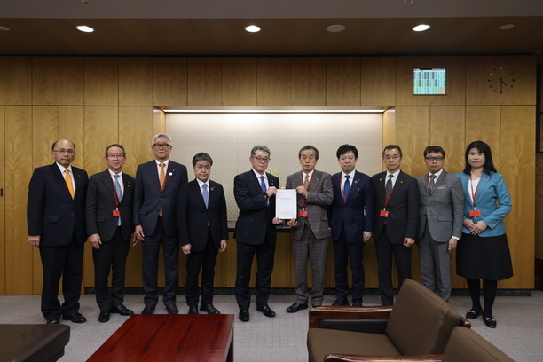 冨樫博之総務副大臣への要望