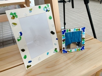 リサイクルガラス砂を使った工作の写真