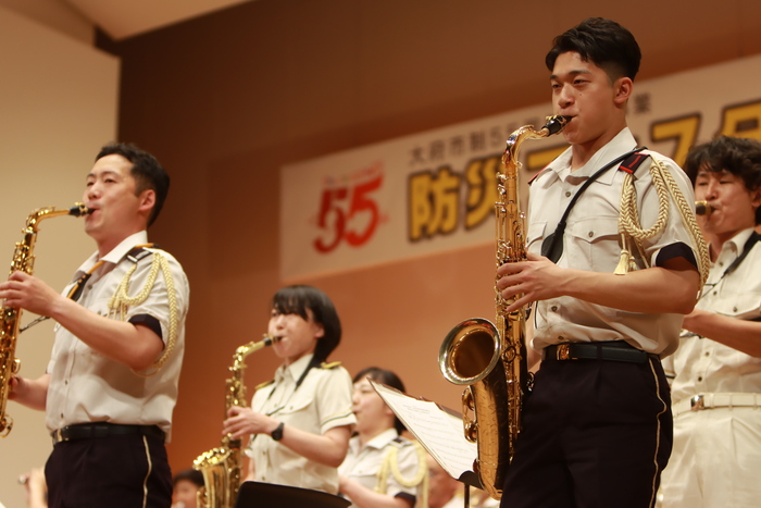 愛知県警察音楽隊演奏の写真