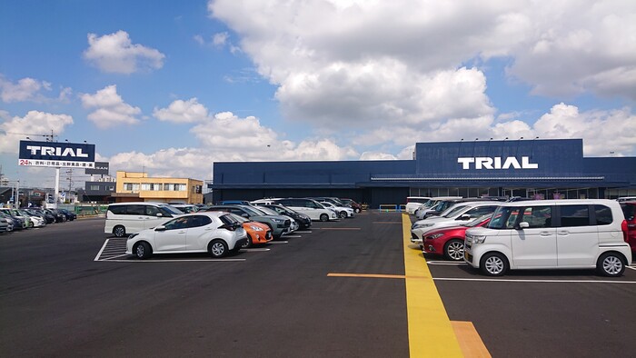 メガセンタートライアル大府店の画像です。